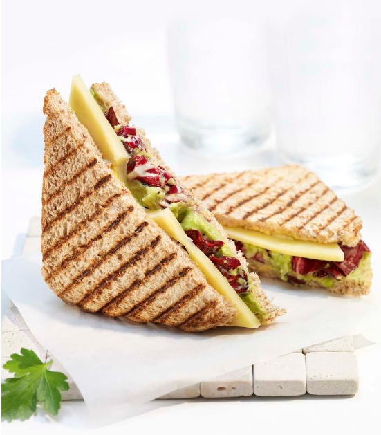 Sandwich all’avocado con Emmentaler DOP