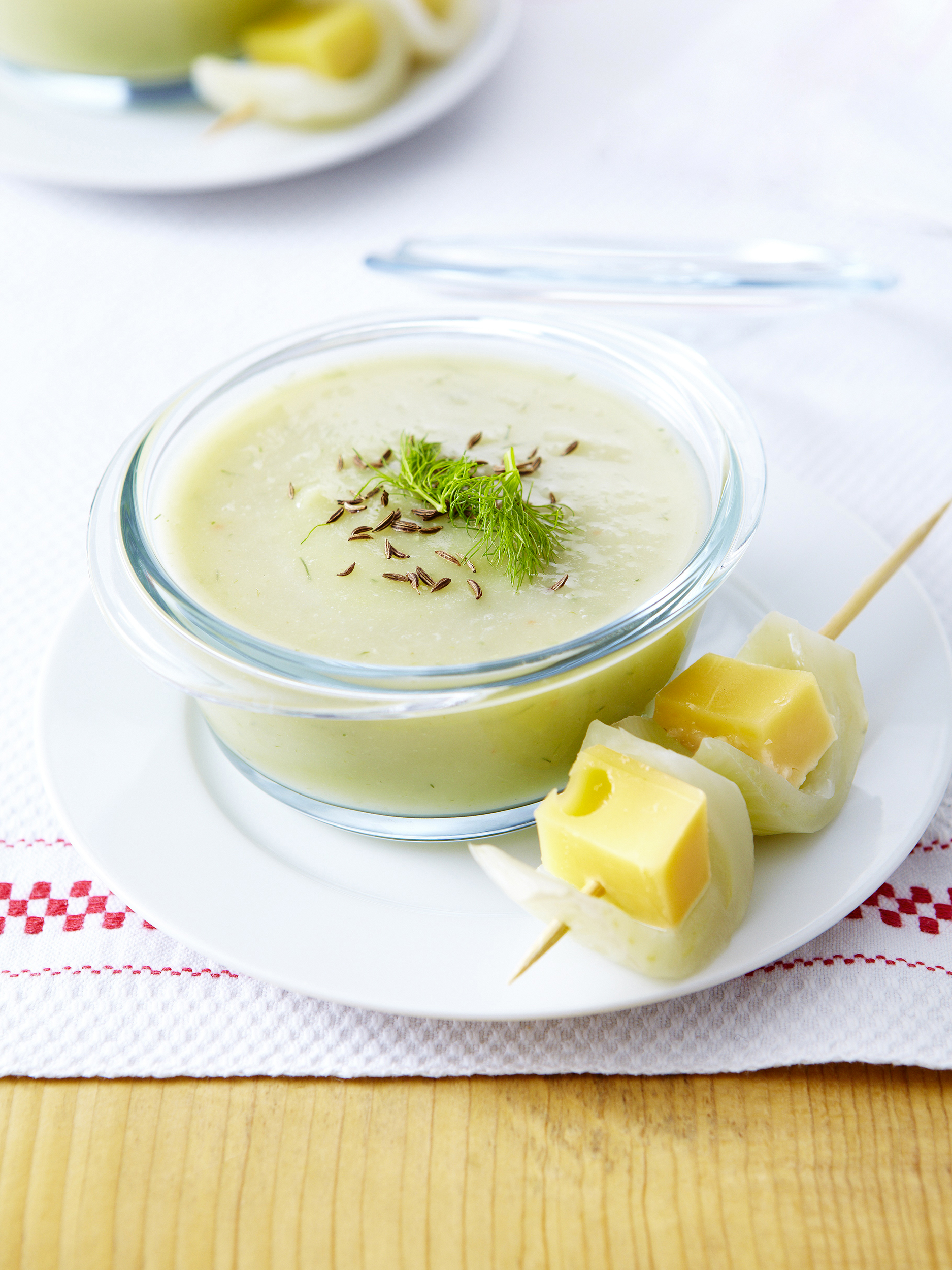 Zuppa di finocchio con spiedini di formaggio Appenzeller®